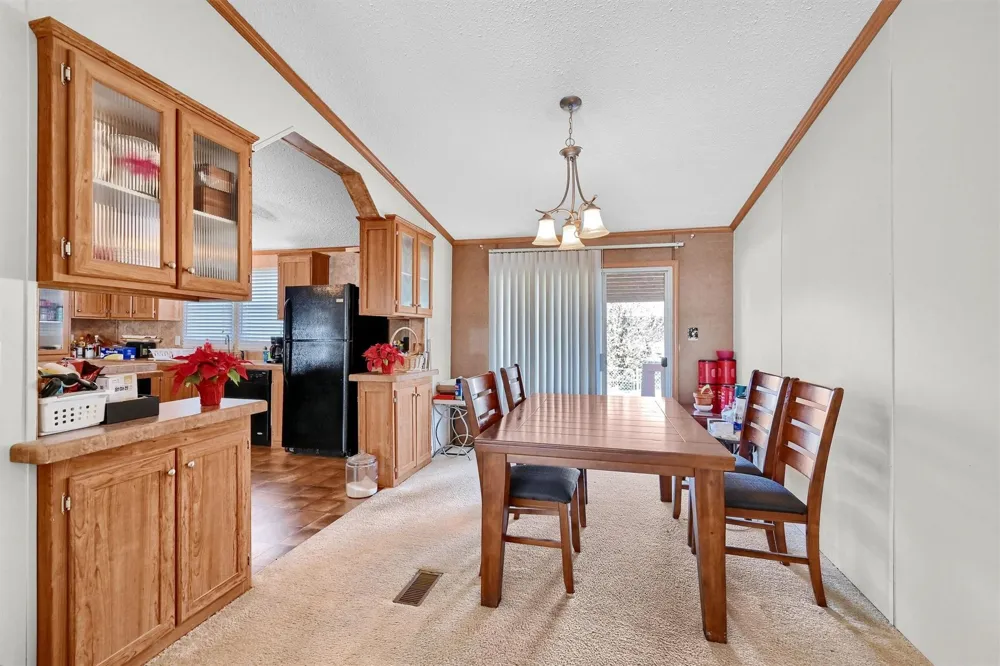 115 Candlewood Circle Gainesville, TX 76240