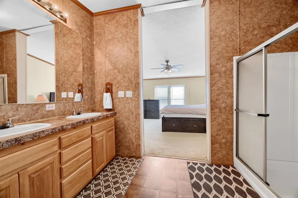 115 Candlewood Circle Gainesville, TX 76240
