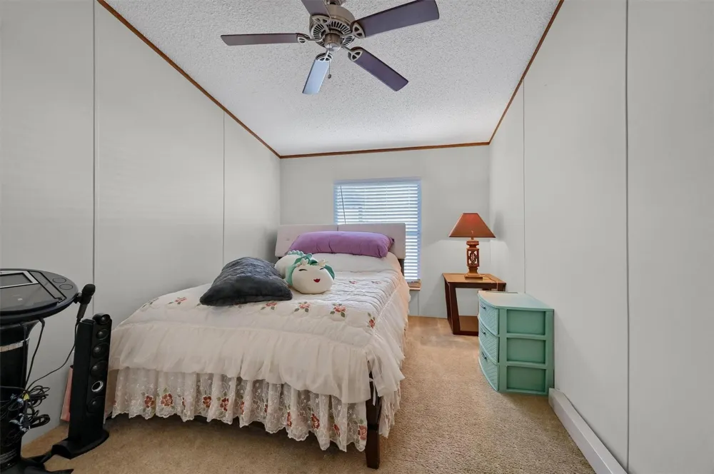 115 Candlewood Circle Gainesville, TX 76240