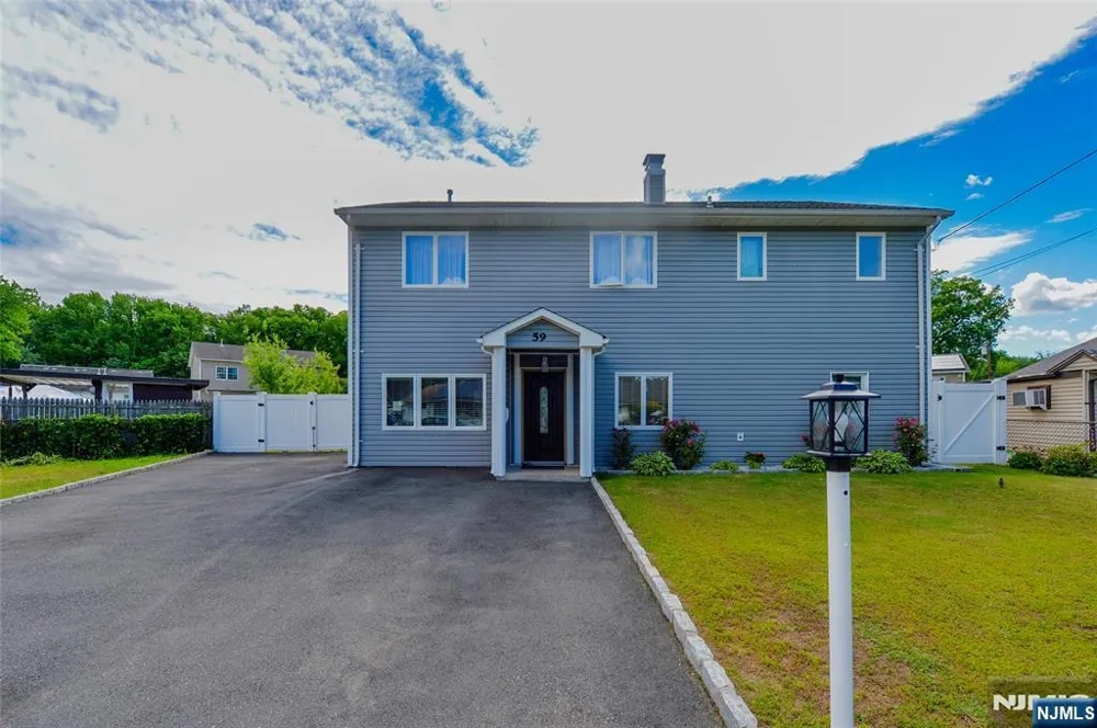 59 Hahn Avenue Rochelle Park, NJ 07662