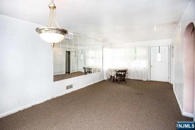 4 Beverly Road Glen Rock, NJ 07452
