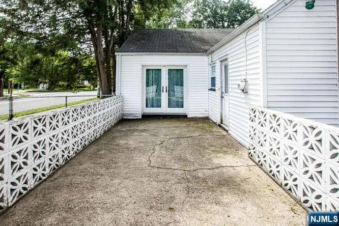 4 Beverly Road Glen Rock, NJ 07452