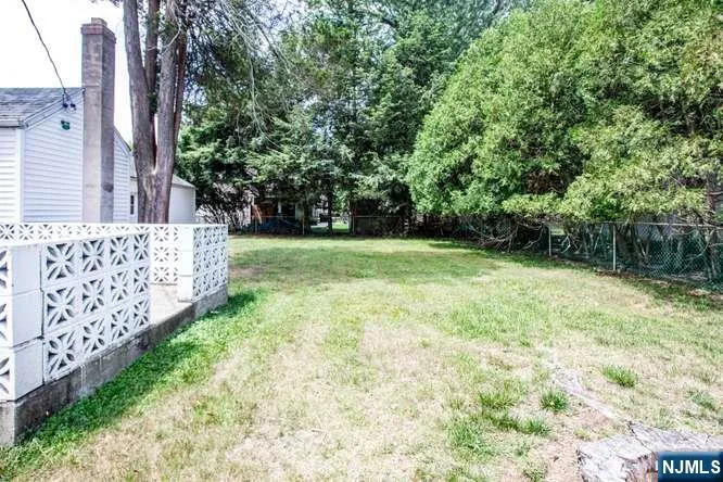 4 Beverly Road Glen Rock, NJ 07452