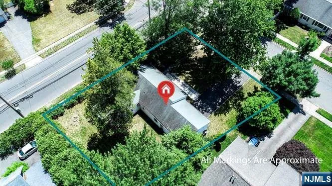 4 Beverly Road Glen Rock, NJ 07452