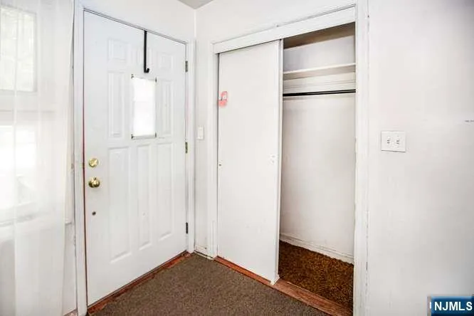 4 Beverly Road Glen Rock, NJ 07452