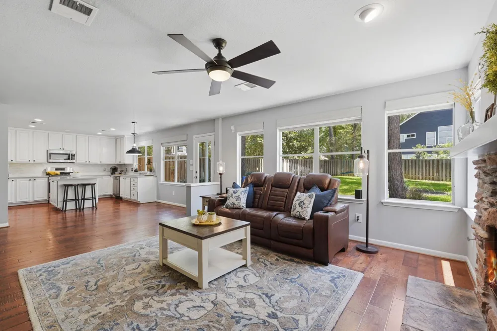106 Autumn Branch Drive The Woodlands, TX 77382