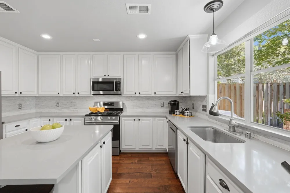 106 Autumn Branch Drive The Woodlands, TX 77382