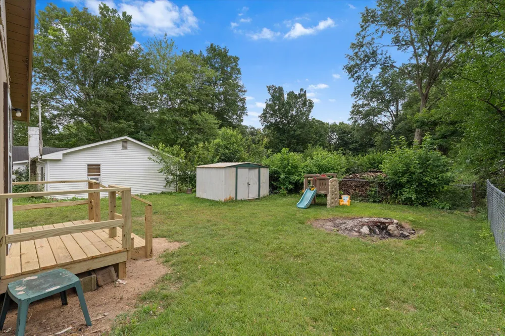 70324 Fairfield Drive Edwardsburg, MI 49112