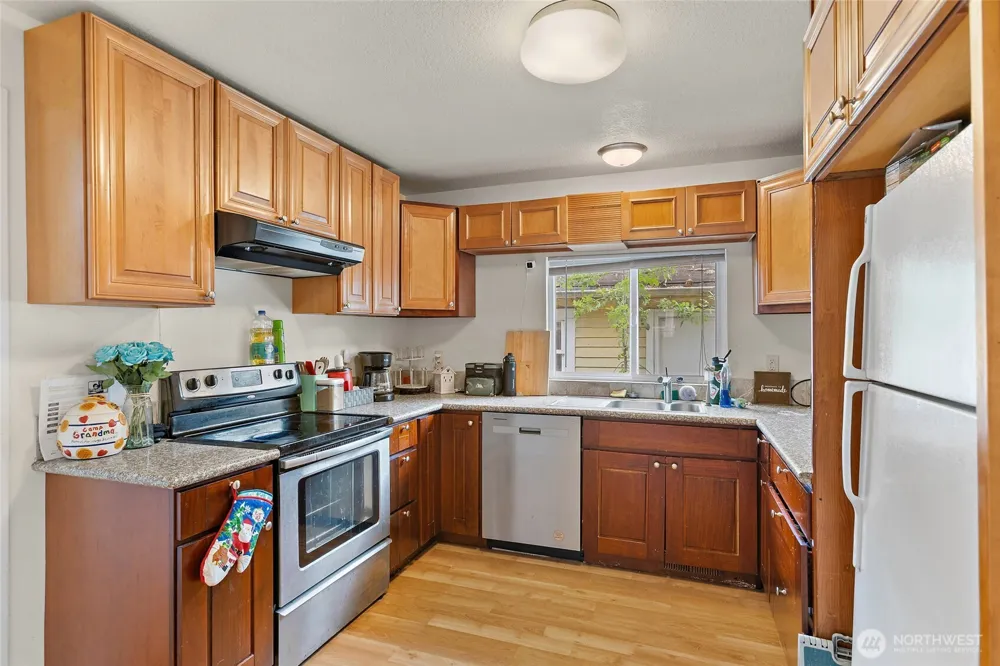 293 17th Avenue Longview, WA 98632