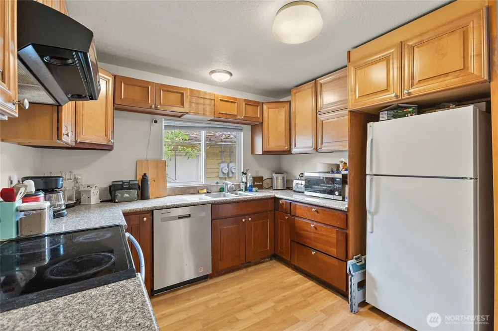 293 17th Avenue Longview, WA 98632