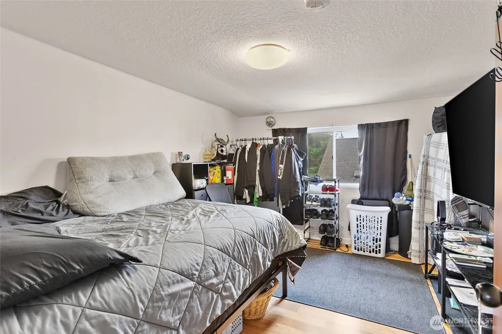 293 17th Avenue Longview, WA 98632