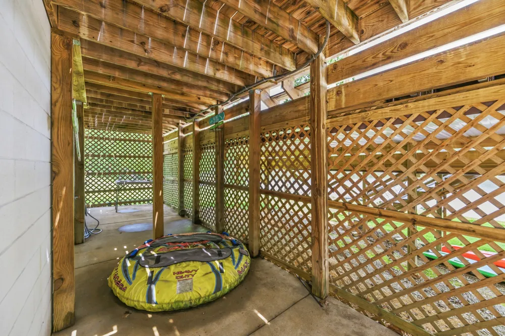 247 Featherfoot Parkway Loop Parsons, TN 38363