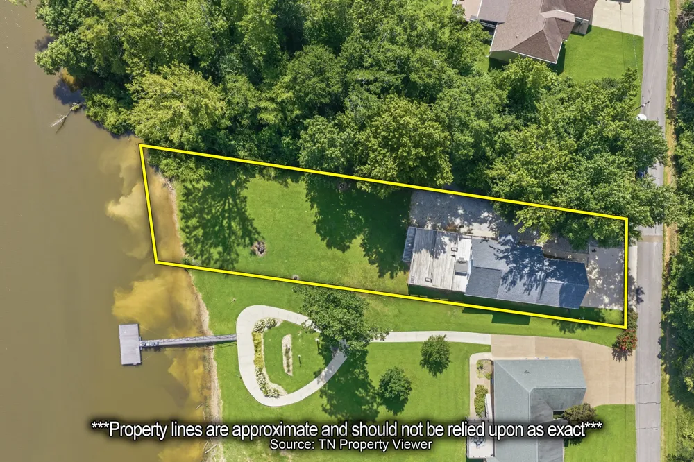247 Featherfoot Parkway Loop Parsons, TN 38363