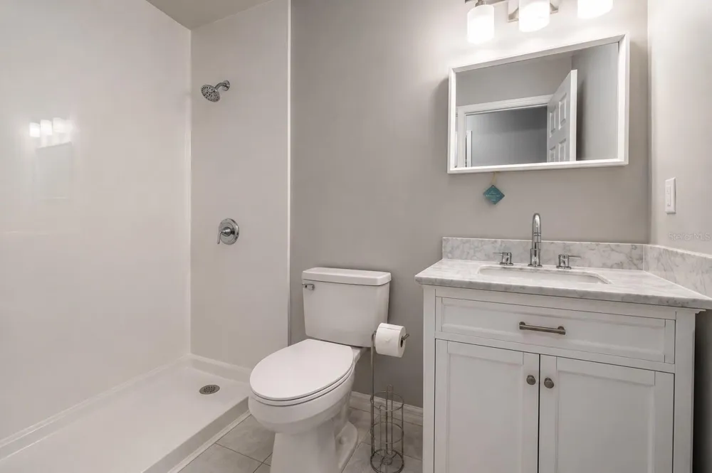 11444 NW 18TH LANE Gainesville, FL 32606