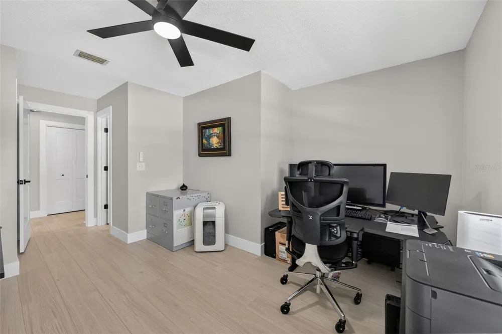 2936 68TH AVENUE S St Petersburg, FL 33712