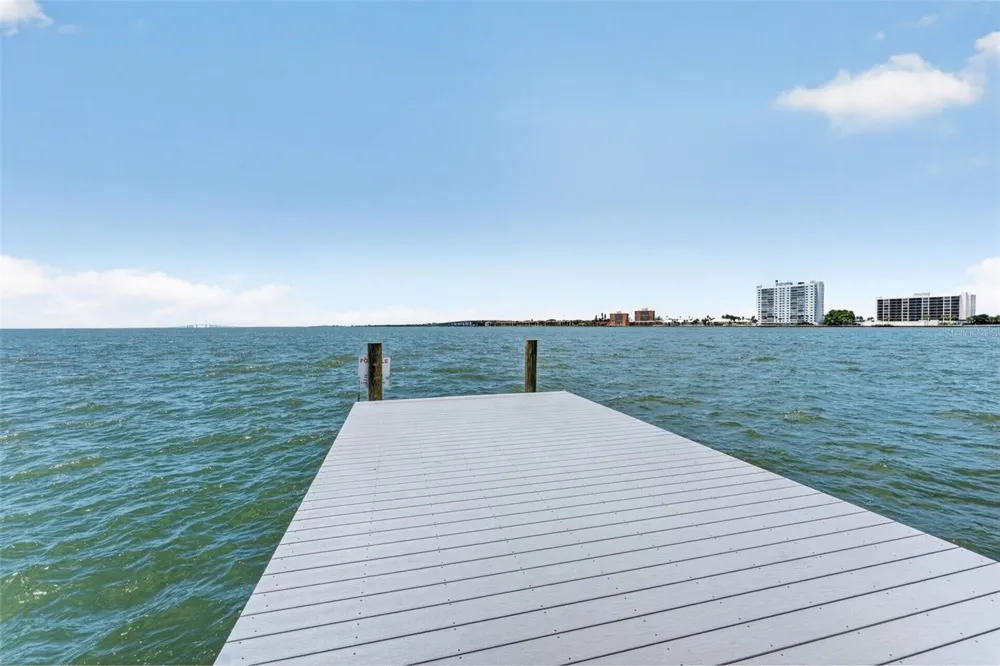 2936 68TH AVENUE S St Petersburg, FL 33712