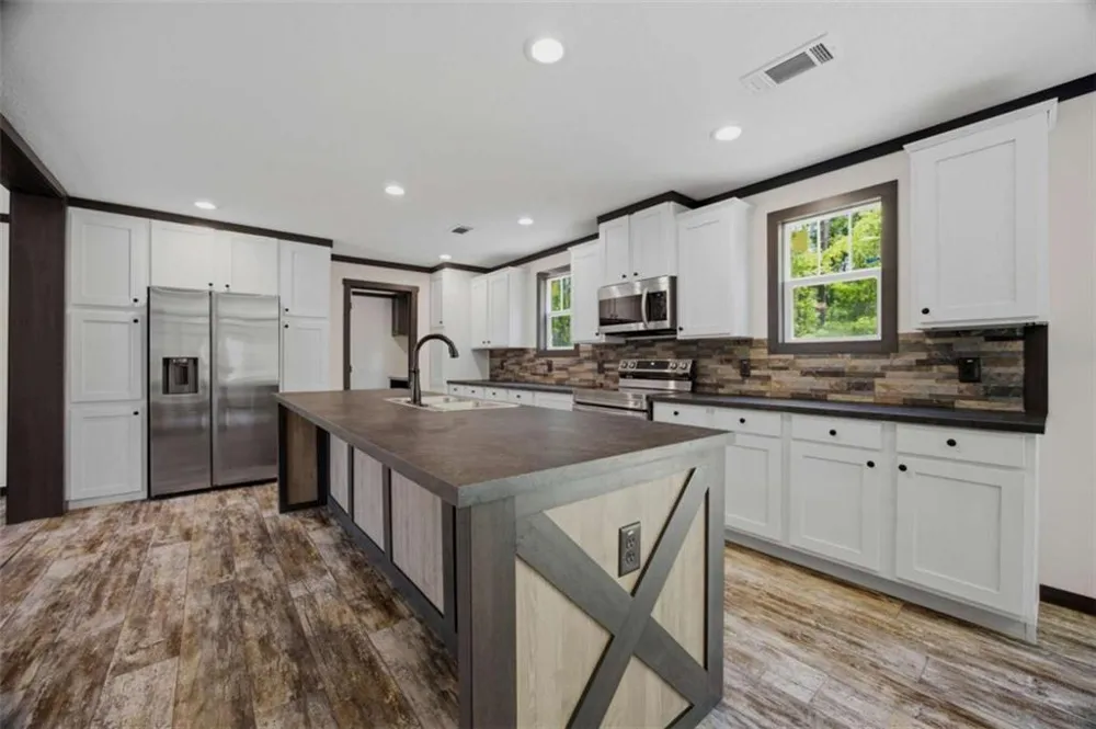 108 Thomas Drive Eatonton, GA 31024