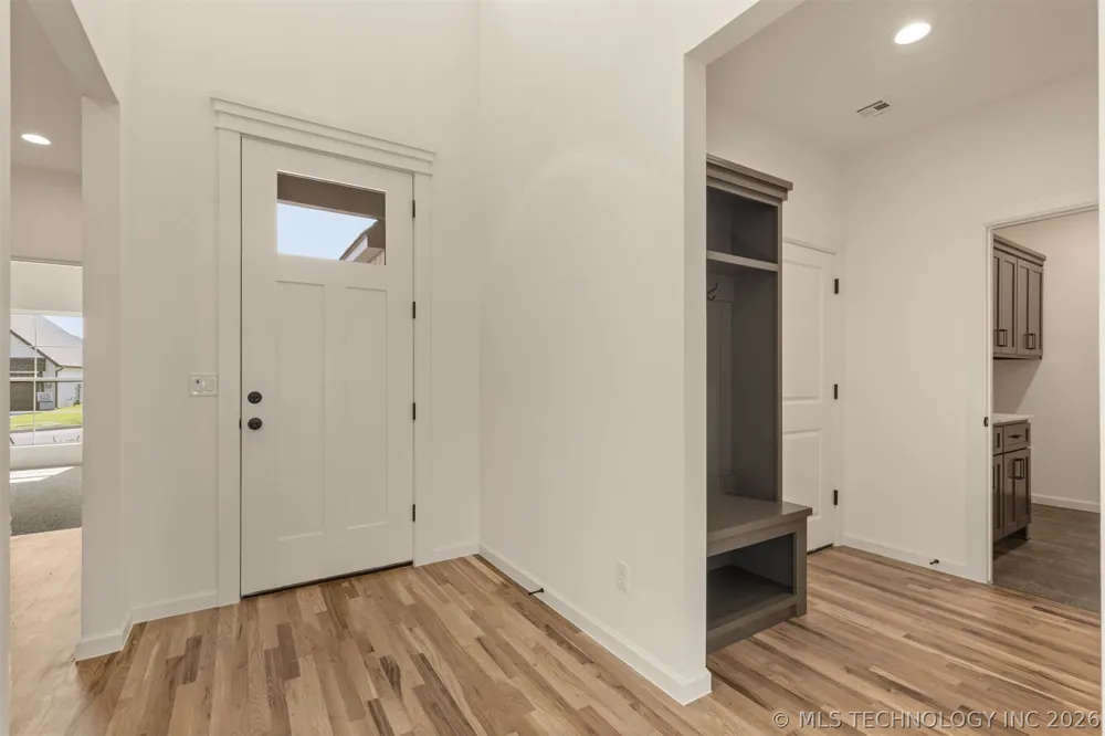5114 S Everett Drive Sand Springs, OK 74063