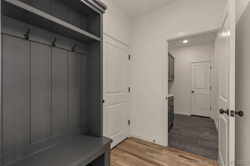 5114 S Everett Drive Sand Springs, OK 74063