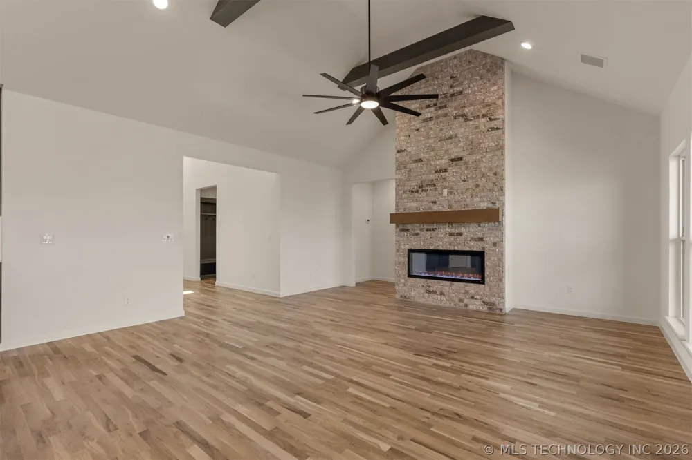 5114 S Everett Drive Sand Springs, OK 74063