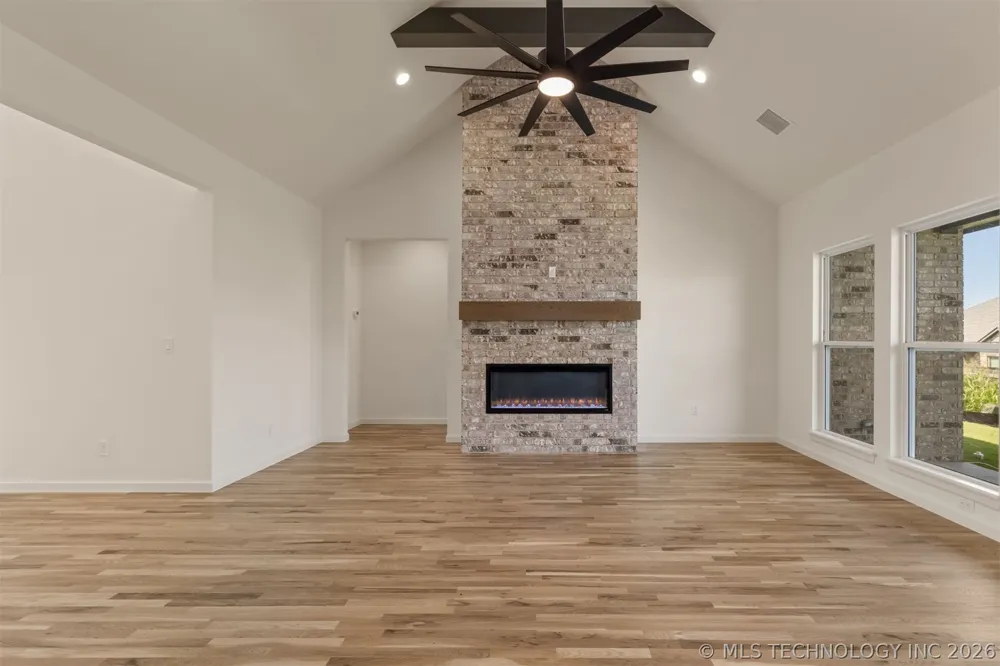 5114 S Everett Drive Sand Springs, OK 74063