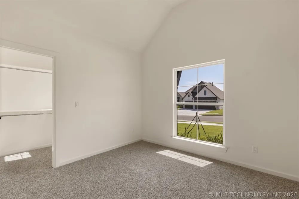 5114 S Everett Drive Sand Springs, OK 74063