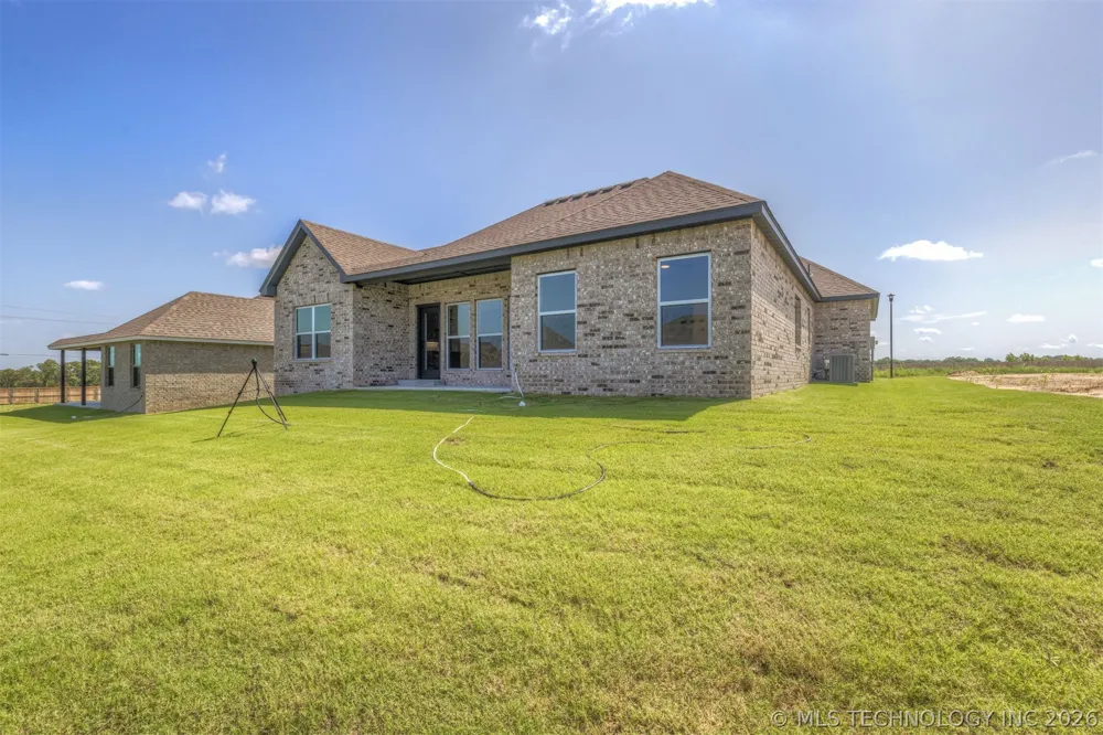 5114 S Everett Drive Sand Springs, OK 74063