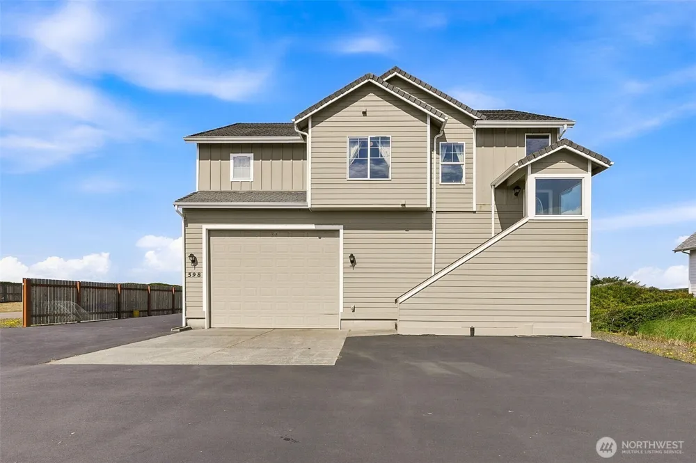 598 Marine View Drive SW Ocean Shores, WA 98569