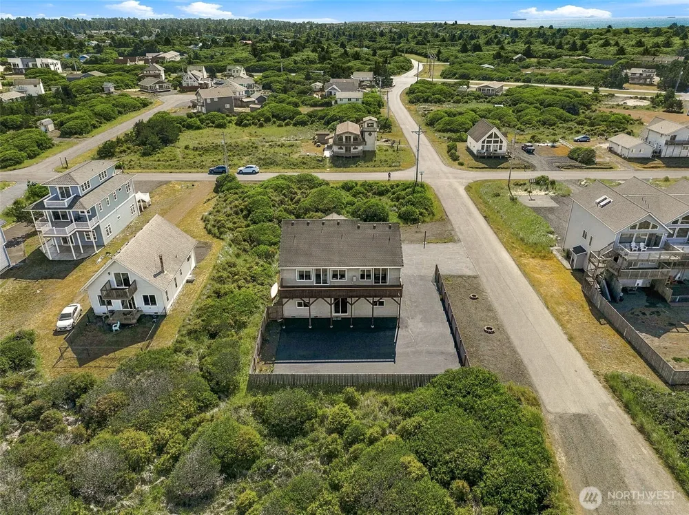598 Marine View Drive SW Ocean Shores, WA 98569