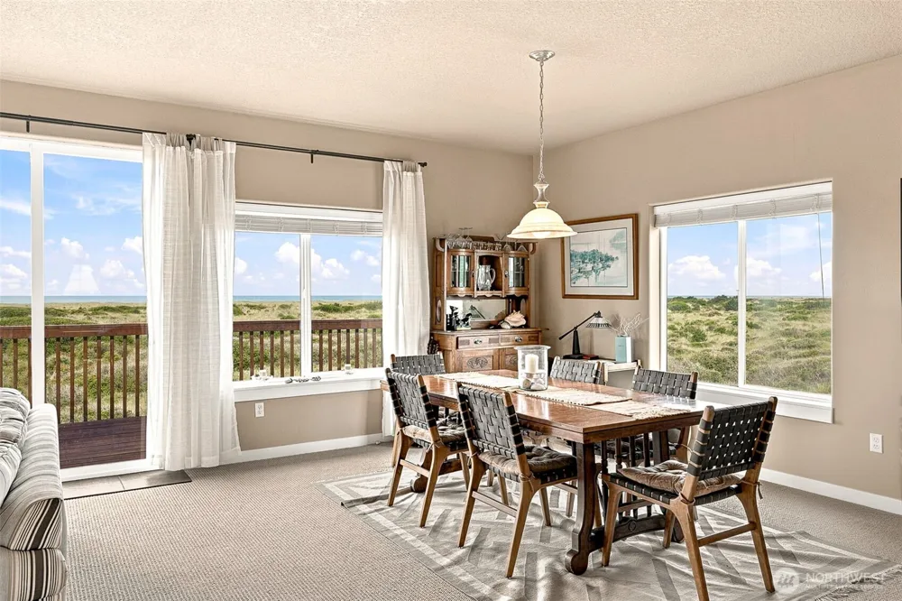 598 Marine View Drive SW Ocean Shores, WA 98569