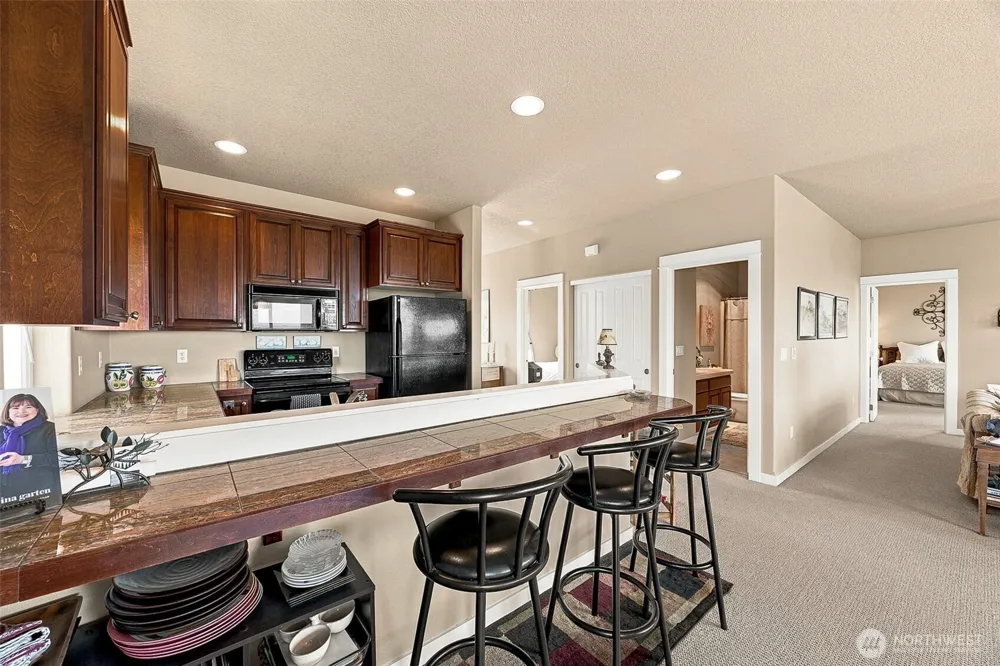 598 Marine View Drive SW Ocean Shores, WA 98569
