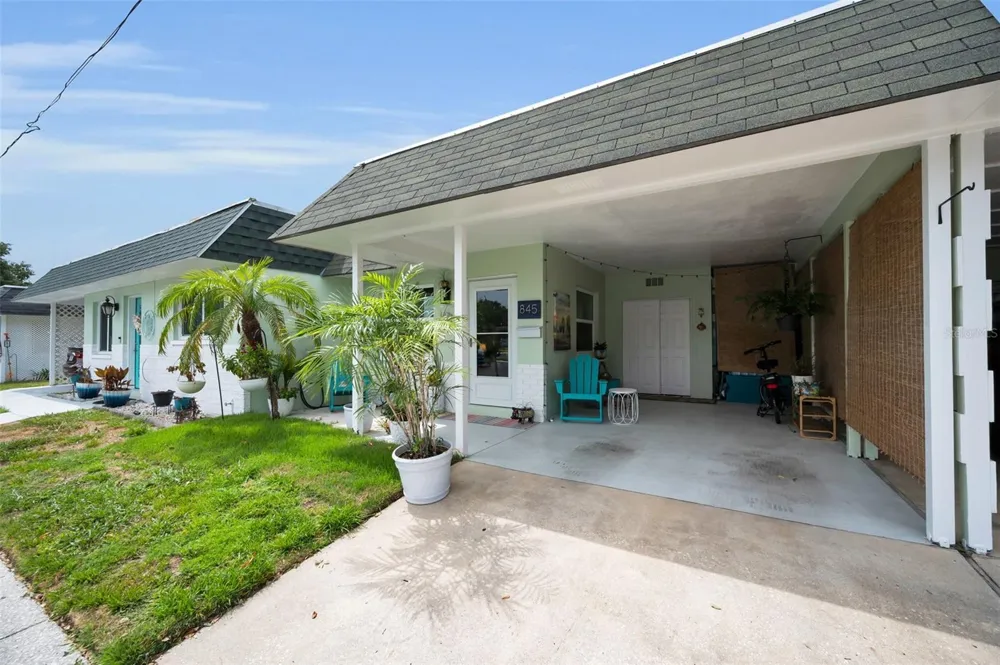 845 SKY LOCH DRIVE S Dunedin, FL 34698