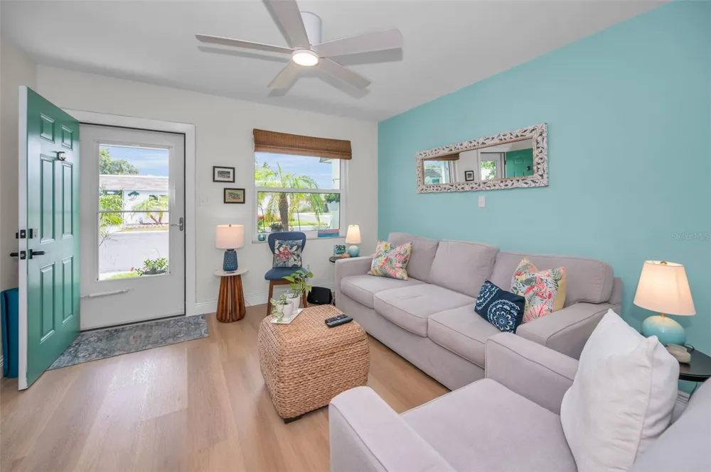 845 SKY LOCH DRIVE S Dunedin, FL 34698