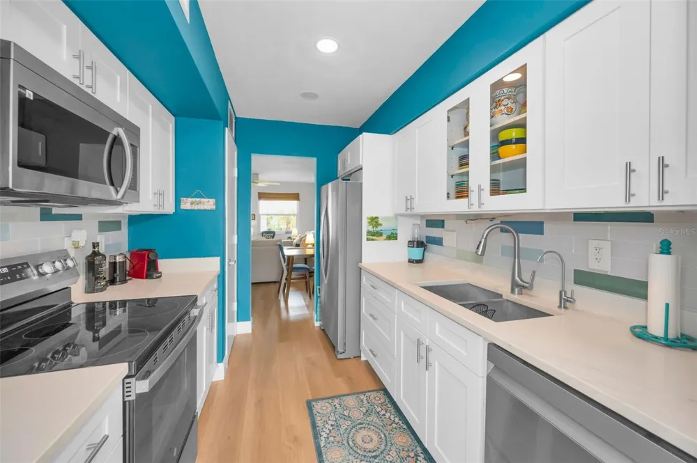 845 SKY LOCH DRIVE S Dunedin, FL 34698