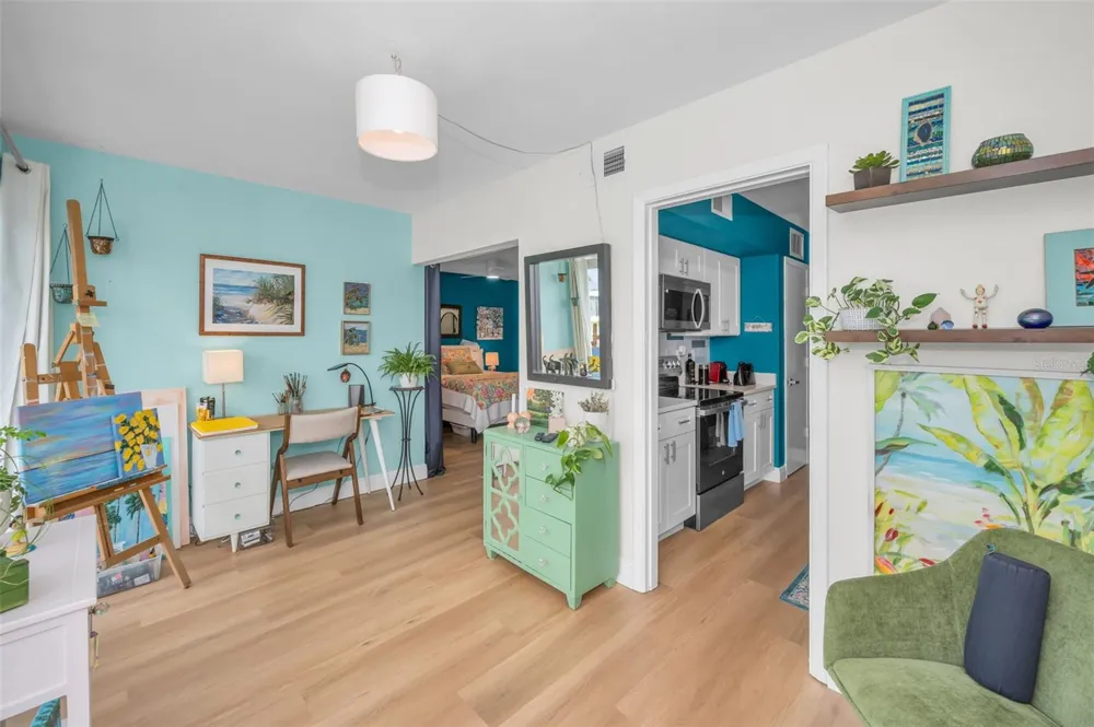 845 SKY LOCH DRIVE S Dunedin, FL 34698