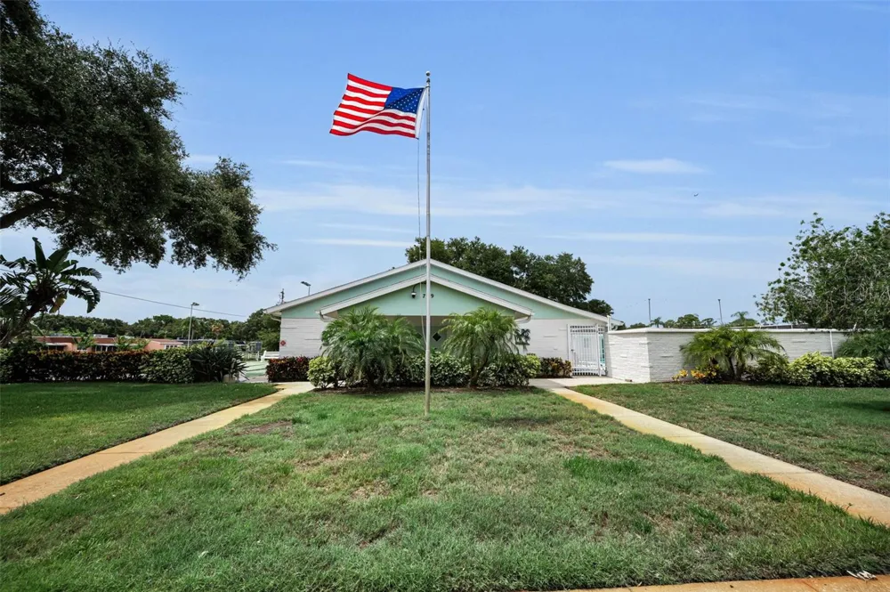 845 SKY LOCH DRIVE S Dunedin, FL 34698
