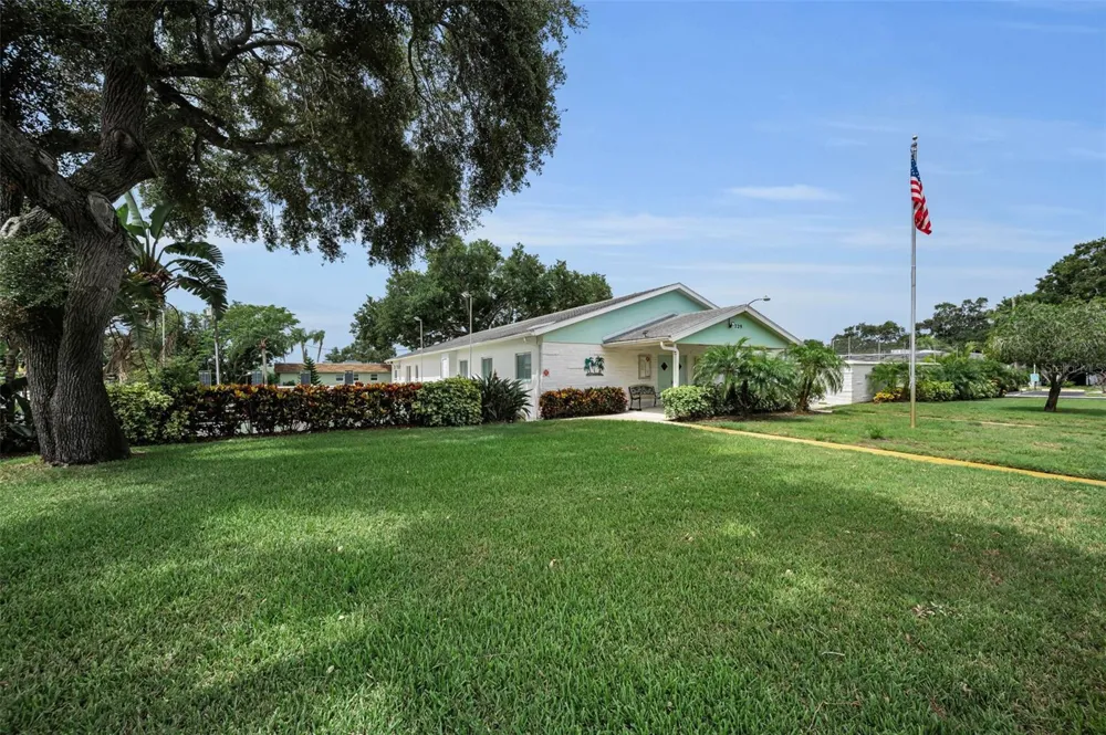 845 SKY LOCH DRIVE S Dunedin, FL 34698