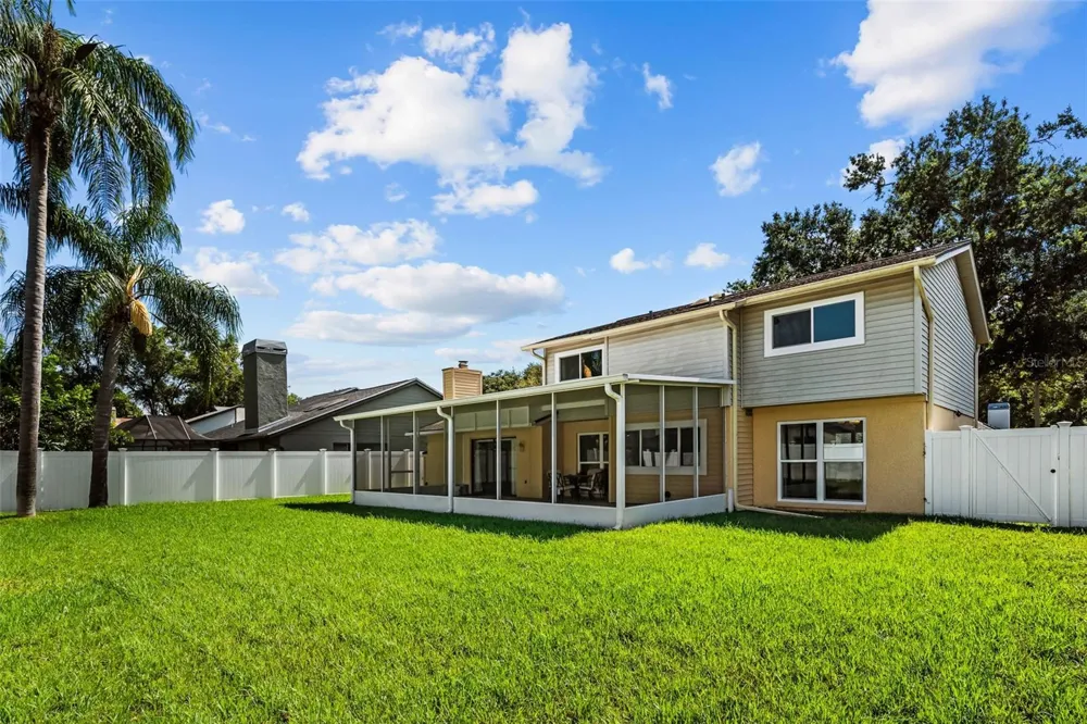 10904 AUTUMN OAK PLACE Tampa, FL 33618