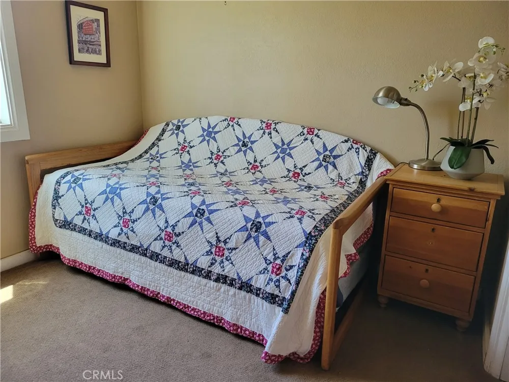 177 Craghill Cedar Glen, CA 92321