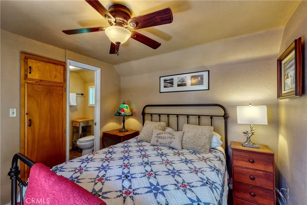 177 Craghill Cedar Glen, CA 92321