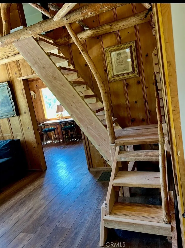 177 Craghill Cedar Glen, CA 92321