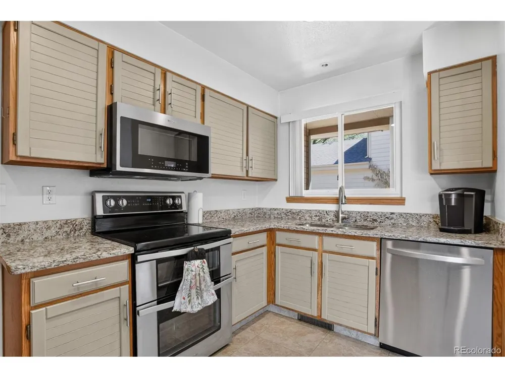 12816 E Wyoming Circle Aurora, CO 80012