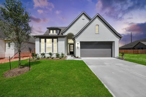 9510 Chateau Hill