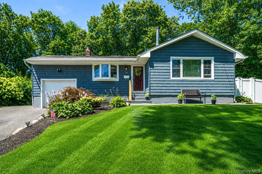 14 Antler Lane South Setauket, NY 11720