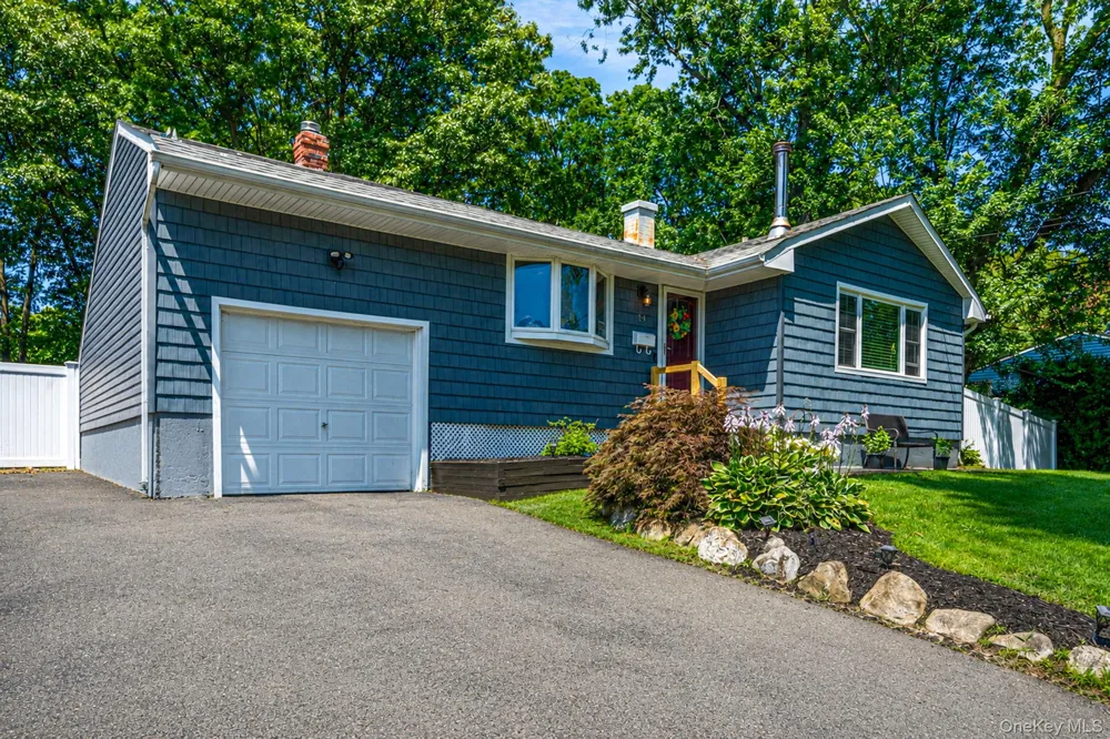14 Antler Lane South Setauket, NY 11720