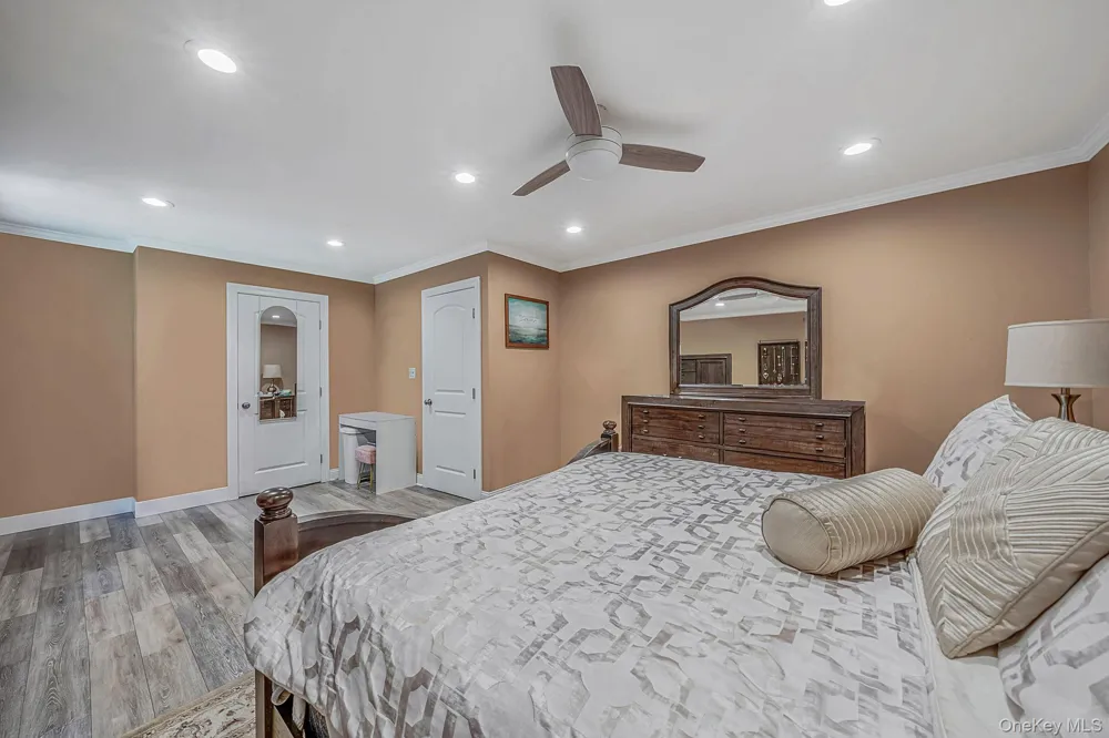 14 Antler Lane South Setauket, NY 11720