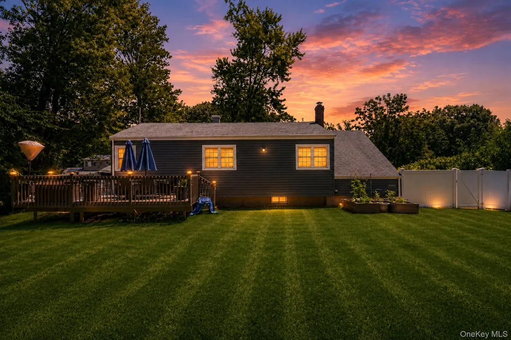 14 Antler Lane South Setauket, NY 11720
