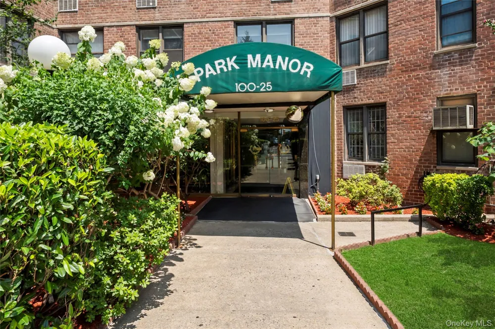 100-25 Queens Boulevard #4JJ Forest Hills, NY 11375
