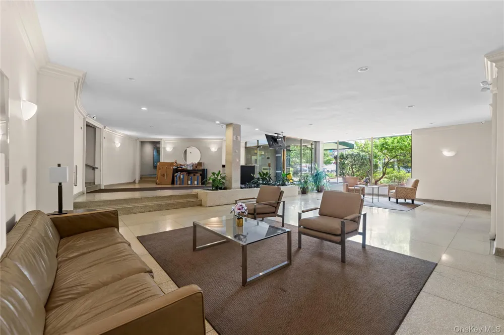 100-25 Queens Boulevard #4JJ Forest Hills, NY 11375