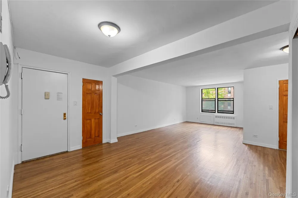 100-25 Queens Boulevard #4JJ Forest Hills, NY 11375